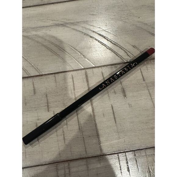 #Anastasia Beverly Hills Raisin Lip Liner - Picture 1 of 3